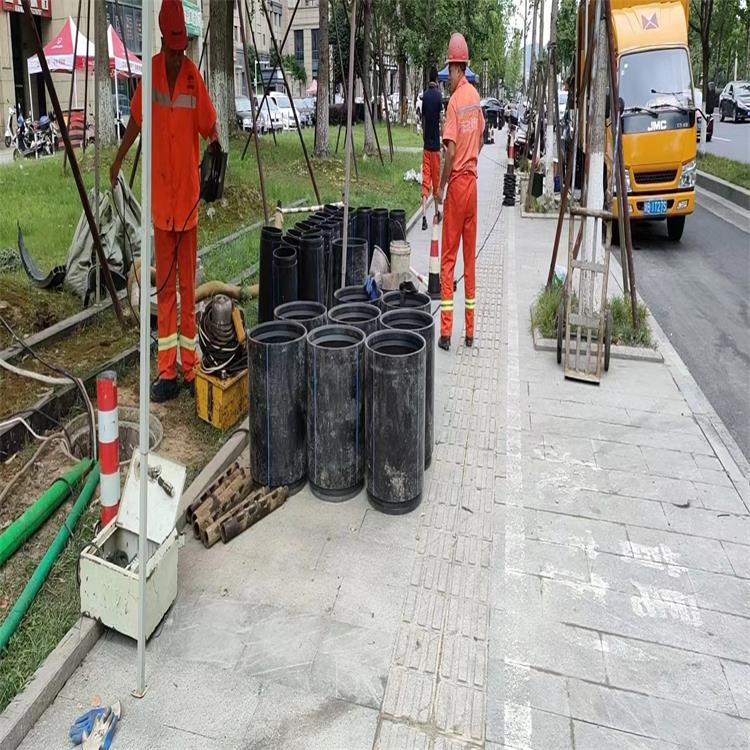 军垦路街道管道短管置换修复